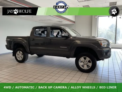 Black 2014 Toyota Tacoma for sale in Kansas City, MO