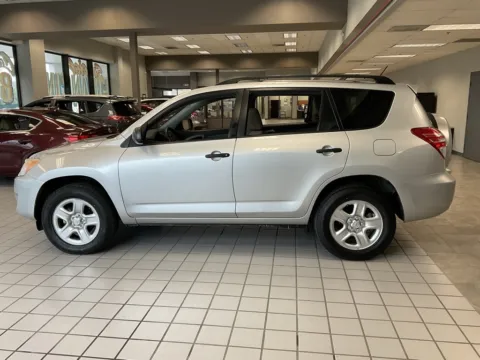 More photos of 2011 Toyota RAV4 at Jay Wolfe Auto Outlet, MO