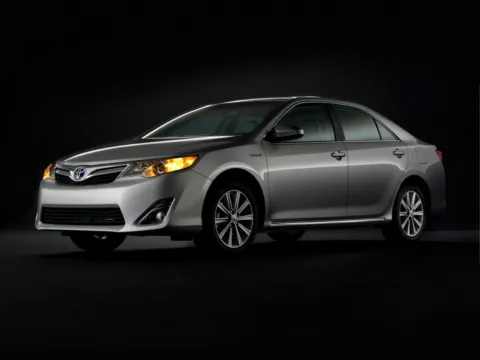 Black 2013 Toyota Camry for sale in Kansas City, MO