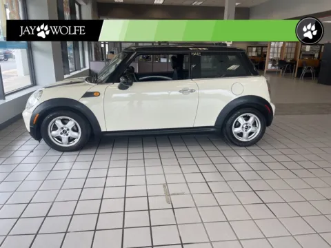 White 2009 MINI Cooper for sale in Kansas City, MO