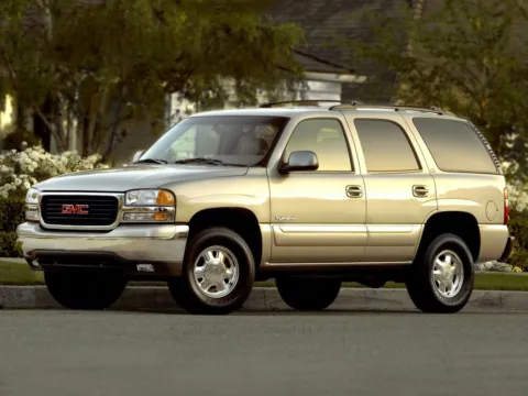 Red 2005 GMC Yukon SLT for sale in Kansas City, MO