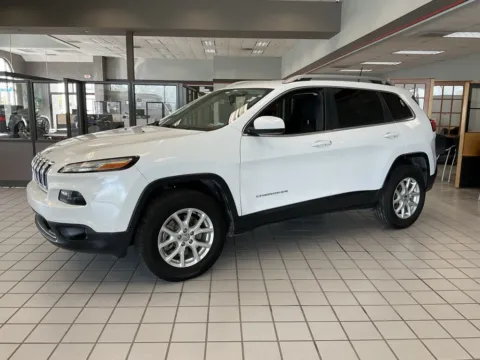 Another view of 2017 Jeep Cherokee Latitude for sale in Kansas City, MO at Jay Wolfe Auto Outlet