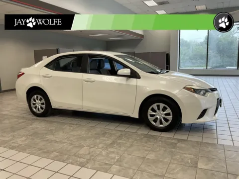 Black 2014 Toyota Corolla LE for sale in Kansas City, MO
