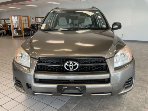 Photos of 2009 Toyota RAV4 for sale in Kansas City, MO at Jay Wolfe Auto Outlet