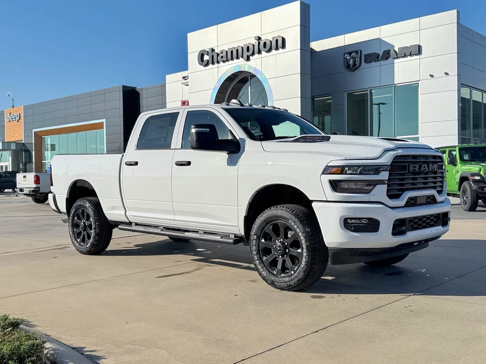 White 2026 Ram 2500 Black Express for sale in Gulfport, MS