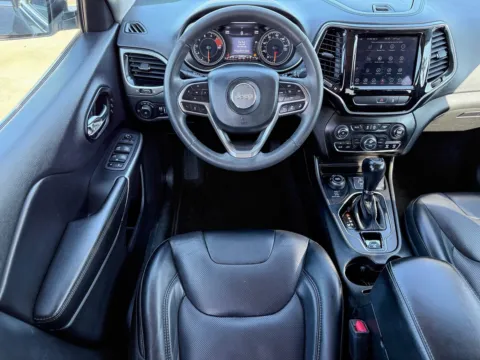 Photos of 2022 Jeep Cherokee Limited for sale in Gulfport, MS at Champion Chrysler Dodge Jeep Ram