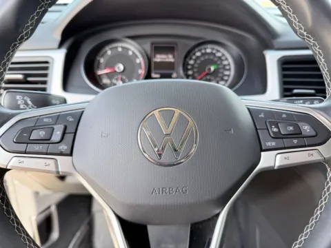 Photos of 2021 Volkswagen Atlas 2.0T SE w/Technology for sale in Gulfport, MS at Champion Chrysler Dodge Jeep Ram