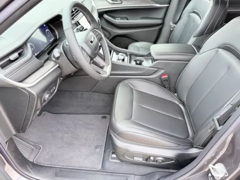 More photos of 2025 Jeep Grand Cherokee L Limited at Champion Chrysler Dodge Jeep Ram, MS