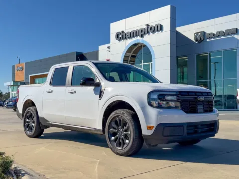 White 2024 Ford Maverick LARIAT for sale in Gulfport, MS