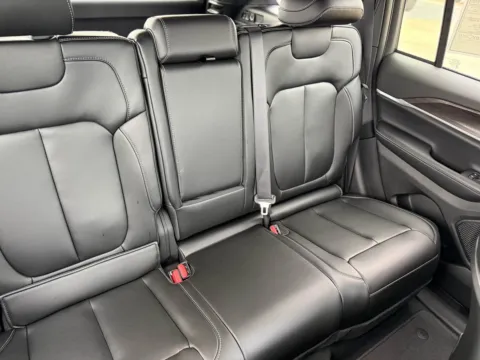 More photos of 2025 Jeep Grand Cherokee Limited at Champion Chrysler Dodge Jeep Ram, MS