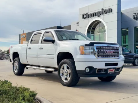 White 2013 GMC Sierra 2500HD Denali for sale in Gulfport, MS