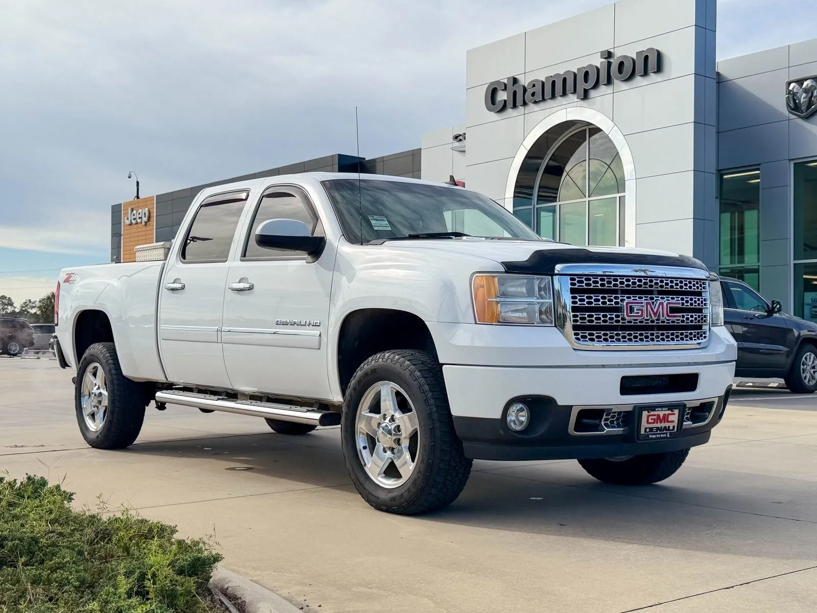White 2013 GMC Sierra 2500HD Denali for sale in Gulfport, MS