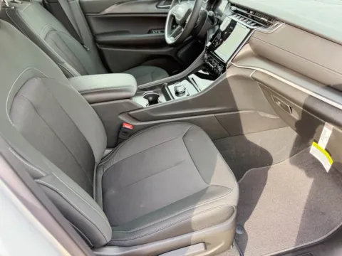 More photos of 2025 Jeep Grand Cherokee Laredo X at Champion Chrysler Dodge Jeep Ram, MS