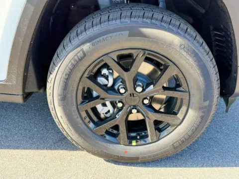 Another view of 2025 Jeep Grand Cherokee Altitude X for sale in Gulfport, MS at Champion Chrysler Dodge Jeep Ram