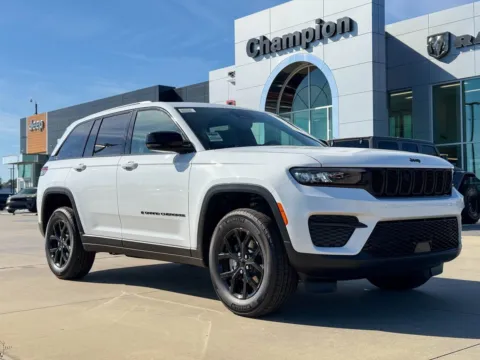 White 2025 Jeep Grand Cherokee Altitude X for sale in Gulfport, MS