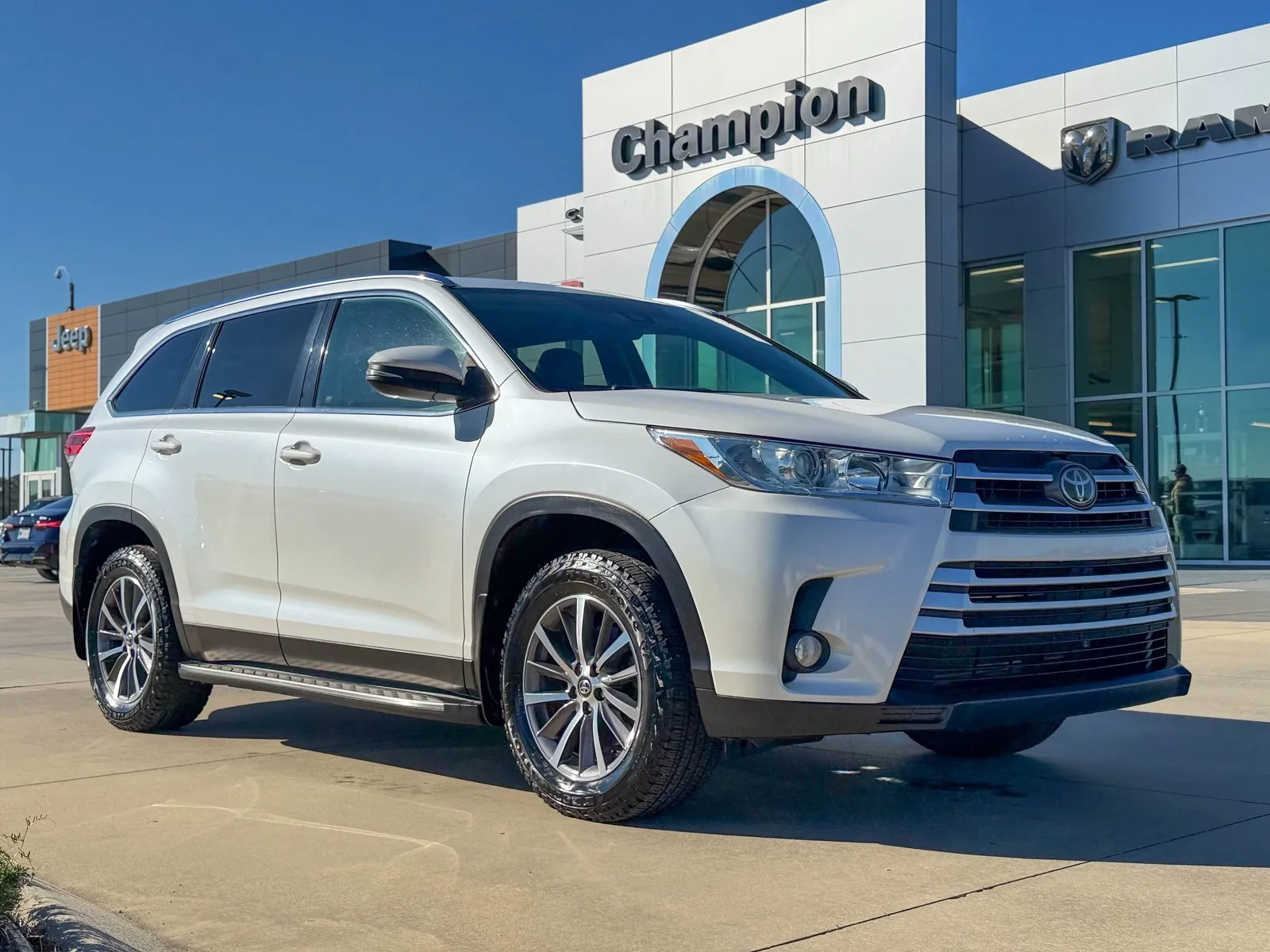 2019 Toyota Highlander for sale in Gulfport, MS