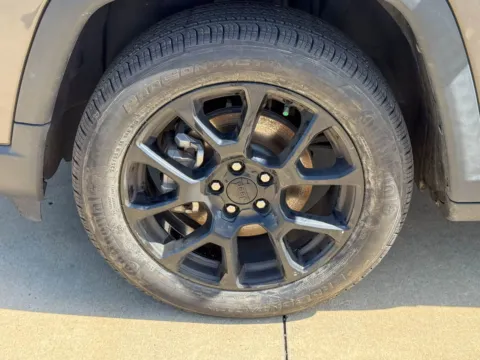 More photos of 2022 Jeep Compass Altitude at Champion Chrysler Dodge Jeep Ram, MS