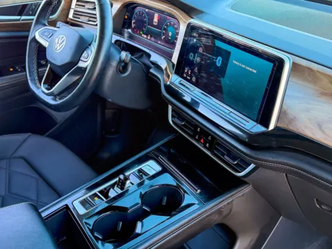 Another view of 2025 Volkswagen Atlas 2.0T SE w/Technology for sale in Gulfport, MS at Champion Chrysler Dodge Jeep Ram