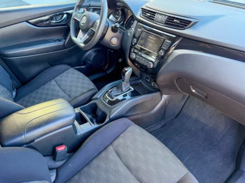 More photos of 2020 Nissan Rogue Sport SV at Champion Chrysler Dodge Jeep Ram, MS