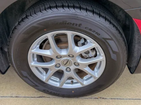 More photos of 2023 Chrysler Pacifica Touring L at Champion Chrysler Dodge Jeep Ram, MS