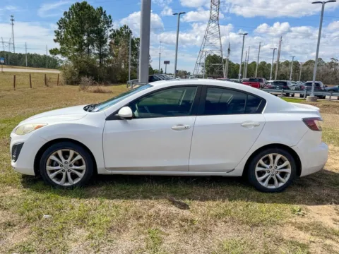 More photos of 2011 Mazda Mazda3 s Grand Touring at Champion Chrysler Dodge Jeep Ram, MS