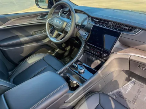 More photos of 2025 Jeep Grand Cherokee L Limited at Champion Chrysler Dodge Jeep Ram, MS