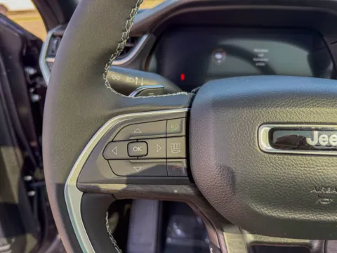 Another view of 2025 Jeep Grand Cherokee L Limited for sale in Gulfport, MS at Champion Chrysler Dodge Jeep Ram