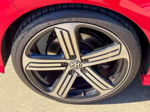 More photos of 2016 Volkswagen Golf R 4Motion at Champion Chrysler Dodge Jeep Ram, MS