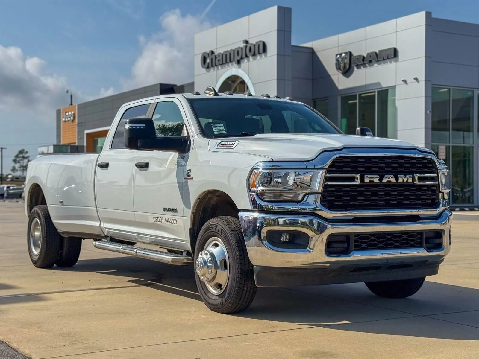 White 2024 Ram 3500 Big Horn for sale in Gulfport, MS