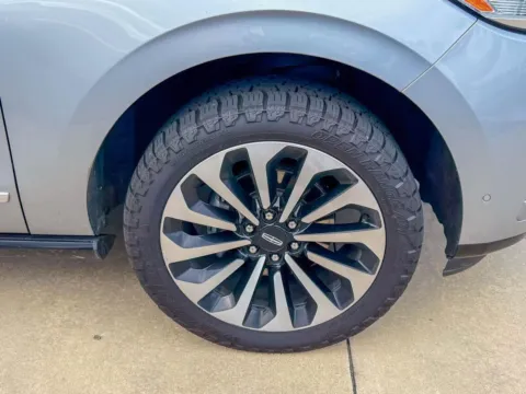 More photos of 2022 Lincoln Navigator Reserve at Champion Chrysler Dodge Jeep Ram, MS