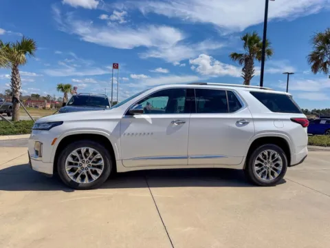 More photos of 2022 Chevrolet Traverse Premier at Champion Chrysler Dodge Jeep Ram, MS