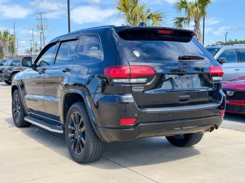 More photos of 2022 Jeep Grand Cherokee WK Laredo X at Champion Chrysler Dodge Jeep Ram, MS