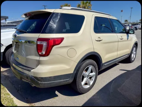 More photos of 2018 Ford Explorer XLT at Champion Chrysler Dodge Jeep Ram, MS