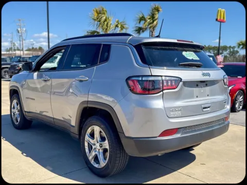 More photos of 2023 Jeep Compass Latitude at Champion Chrysler Dodge Jeep Ram, MS