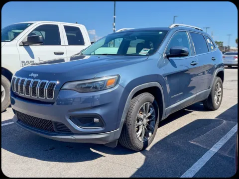 Photos of 2020 Jeep Cherokee Latitude Plus for sale in Gulfport, MS at Champion Chrysler Dodge Jeep Ram