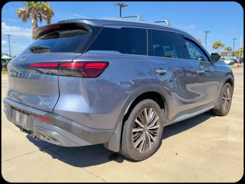 More photos of 2023 INFINITI QX60 SENSORY at Champion Chrysler Dodge Jeep Ram, MS