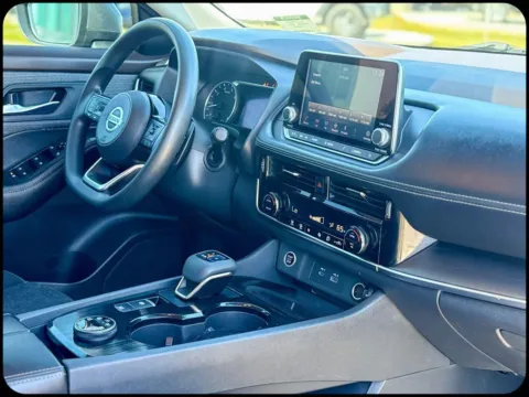 More photos of 2021 Nissan Rogue SV at Champion Chrysler Dodge Jeep Ram, MS