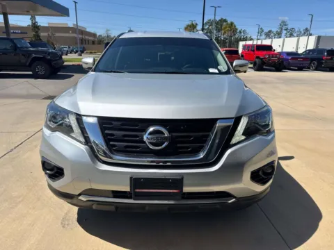 Photos of 2020 Nissan Pathfinder SL for sale in Gulfport, MS at Champion Chrysler Dodge Jeep Ram