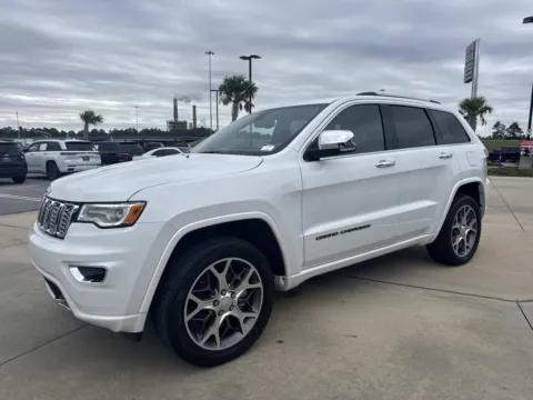 Another view of 2021 Jeep Grand Cherokee Overland for sale in Gulfport, MS at Champion Chrysler Dodge Jeep Ram