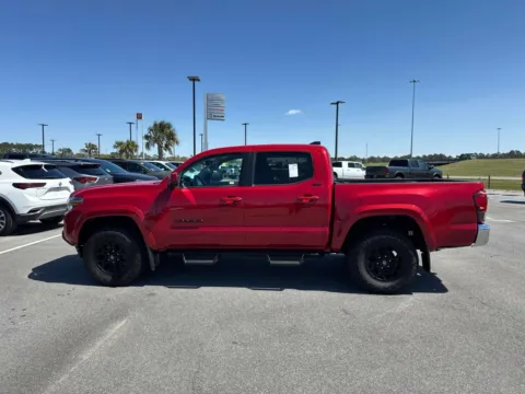 More photos of 2022 Toyota Tacoma at Champion Chrysler Dodge Jeep Ram, MS