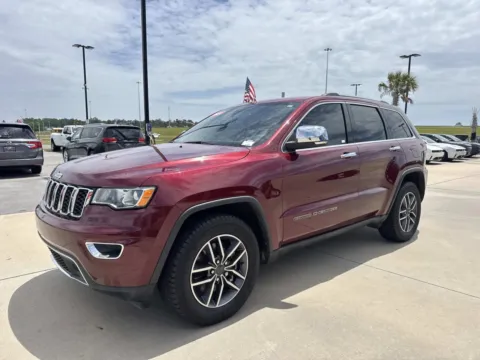 Another view of 2021 Jeep Grand Cherokee Limited for sale in Gulfport, MS at Champion Chrysler Dodge Jeep Ram