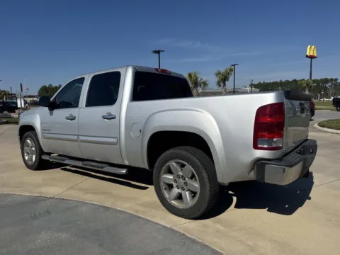 More photos of 2012 GMC Sierra 1500 SLE at Champion Chrysler Dodge Jeep Ram, MS