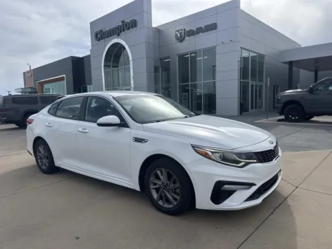 White 2020 Kia Optima LX for sale in Gulfport, MS