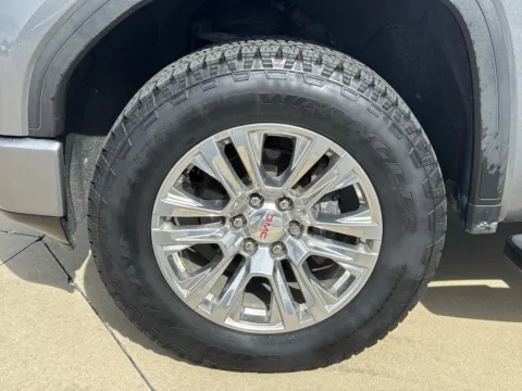 More photos of 2020 GMC Sierra 1500 Denali at Champion Chrysler Dodge Jeep Ram, MS