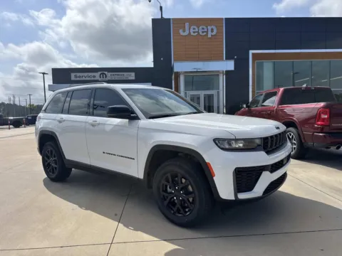 White 2026 Jeep Grand Cherokee Laredo Altitude for sale in Gulfport, MS