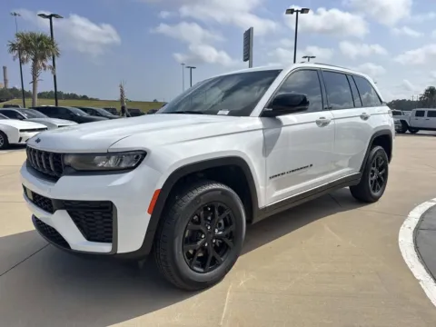 Another view of 2026 Jeep Grand Cherokee Laredo Altitude for sale in Gulfport, MS at Champion Chrysler Dodge Jeep Ram
