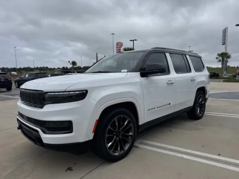 Another view of 2025 Jeep Grand Wagoneer Series III Obsidian for sale in Gulfport, MS at Champion Chrysler Dodge Jeep Ram