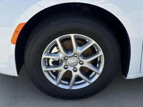 More photos of 2026 Chrysler Pacifica Select at Champion Chrysler Dodge Jeep Ram, MS