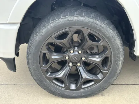 More photos of 2021 Ram 1500 Limited at Champion Chrysler Dodge Jeep Ram, MS