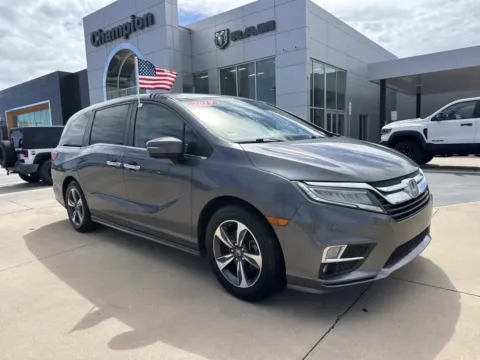 White 2019 Honda Odyssey Touring for sale in Gulfport, MS